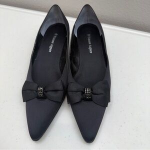 Etienne Aigner Low Heels Size 7 Jeweled Bow Detail